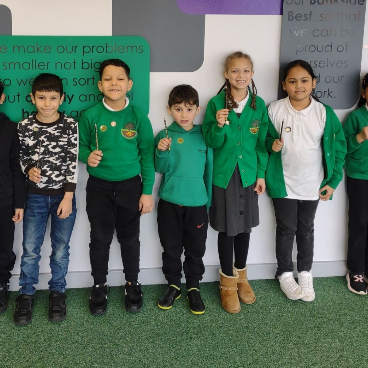 bankside-primary-school-headteacher-award-winners
